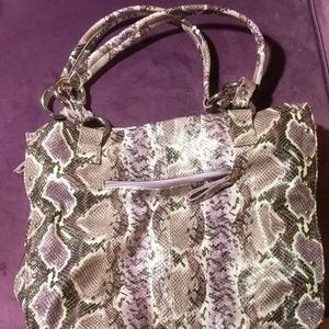 Women's purple snake print shoulder bag